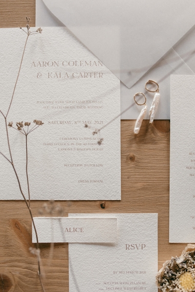 jdnpaper-invitaciones-boda-editorial-dos-santas9