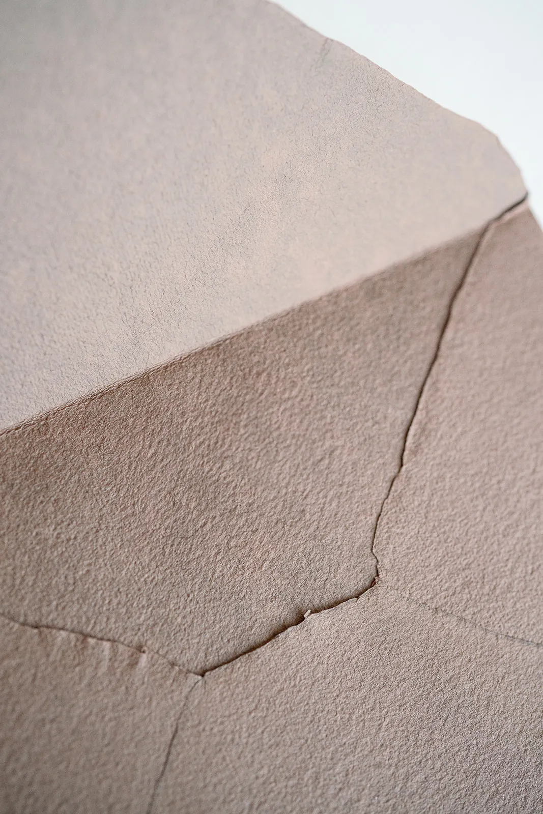 jdnpaper-sobre-papel-artesanal-cacao-oscuro